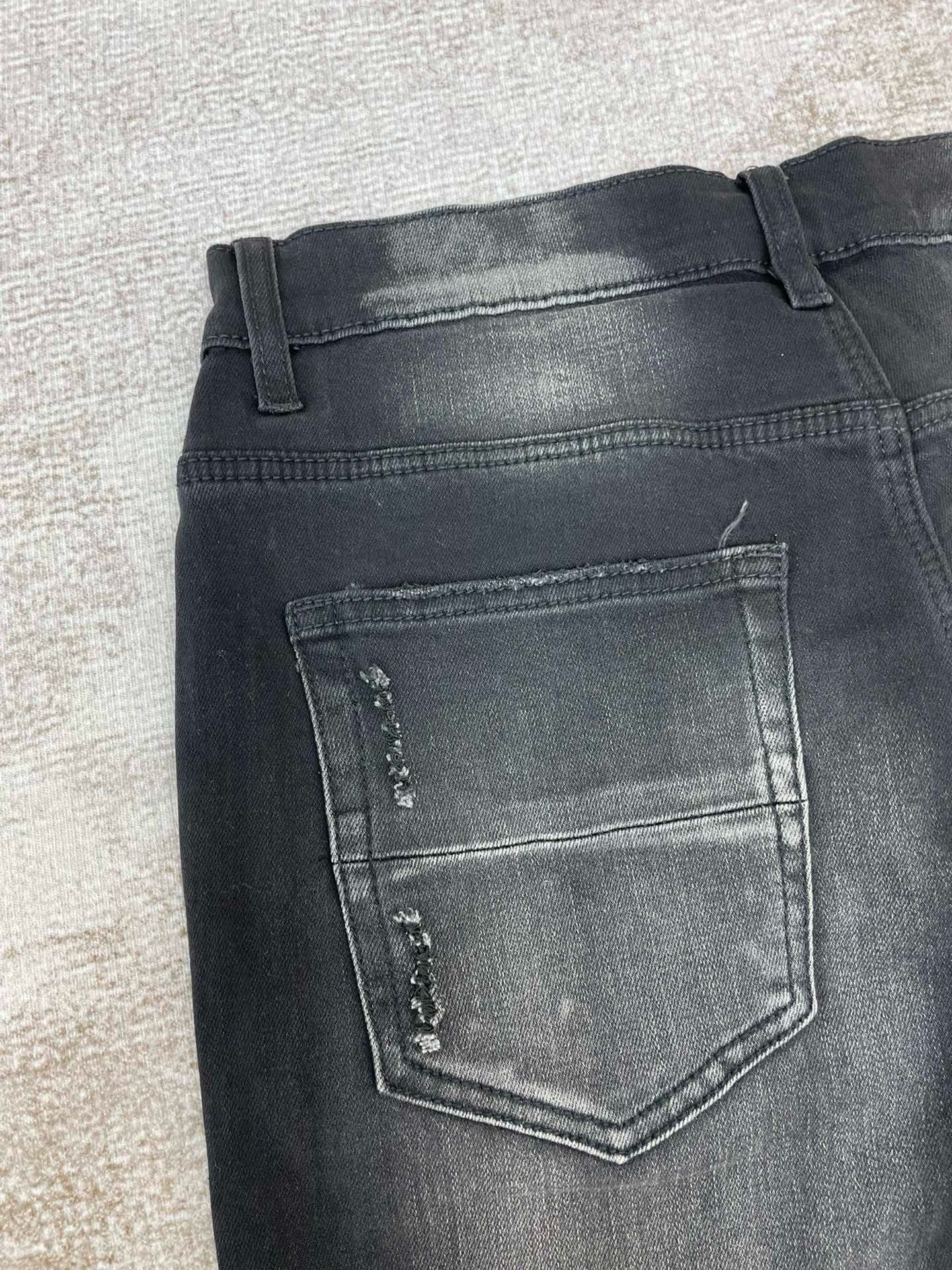 Amiri Jeans