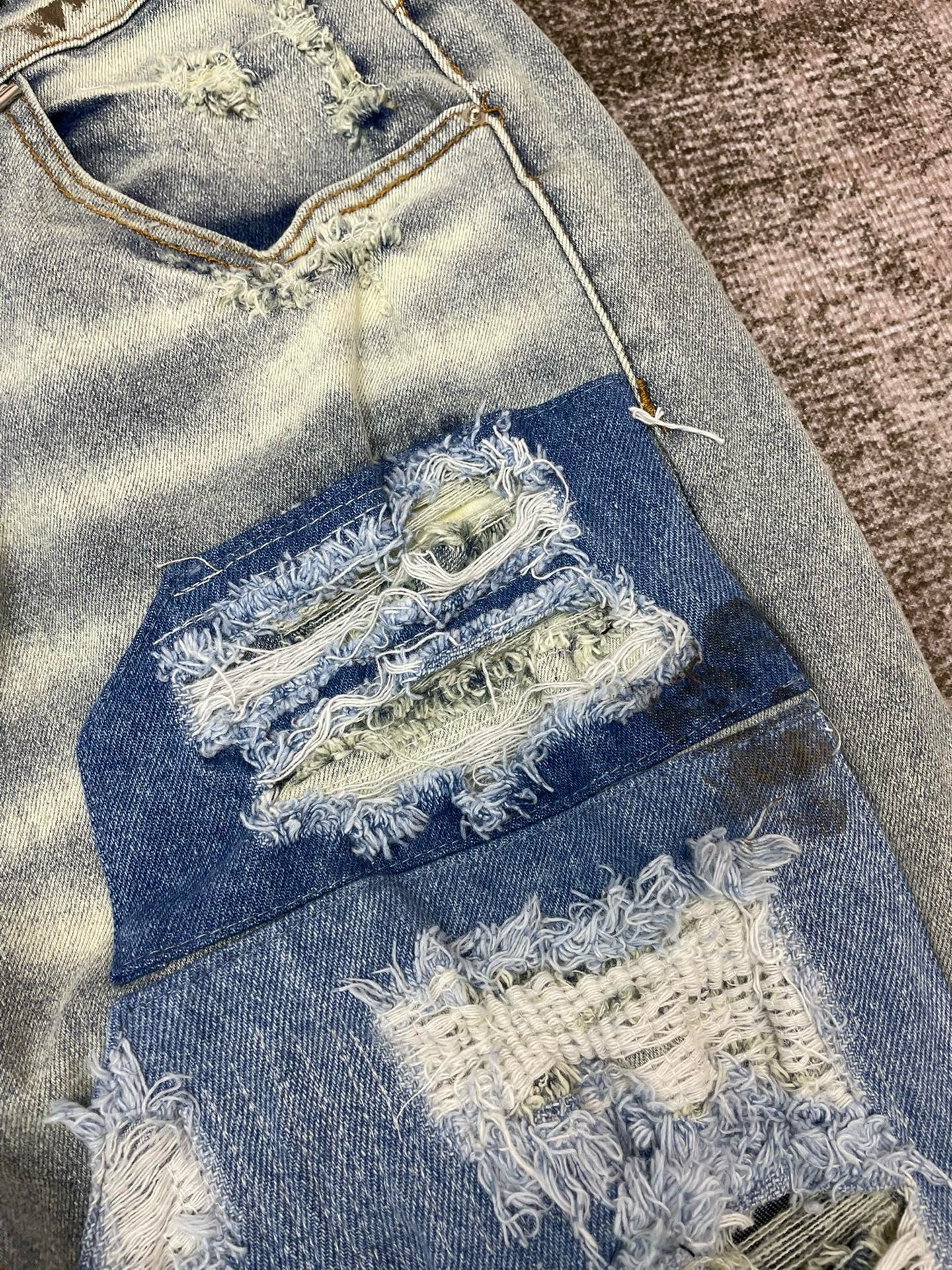 Amiri Jeans