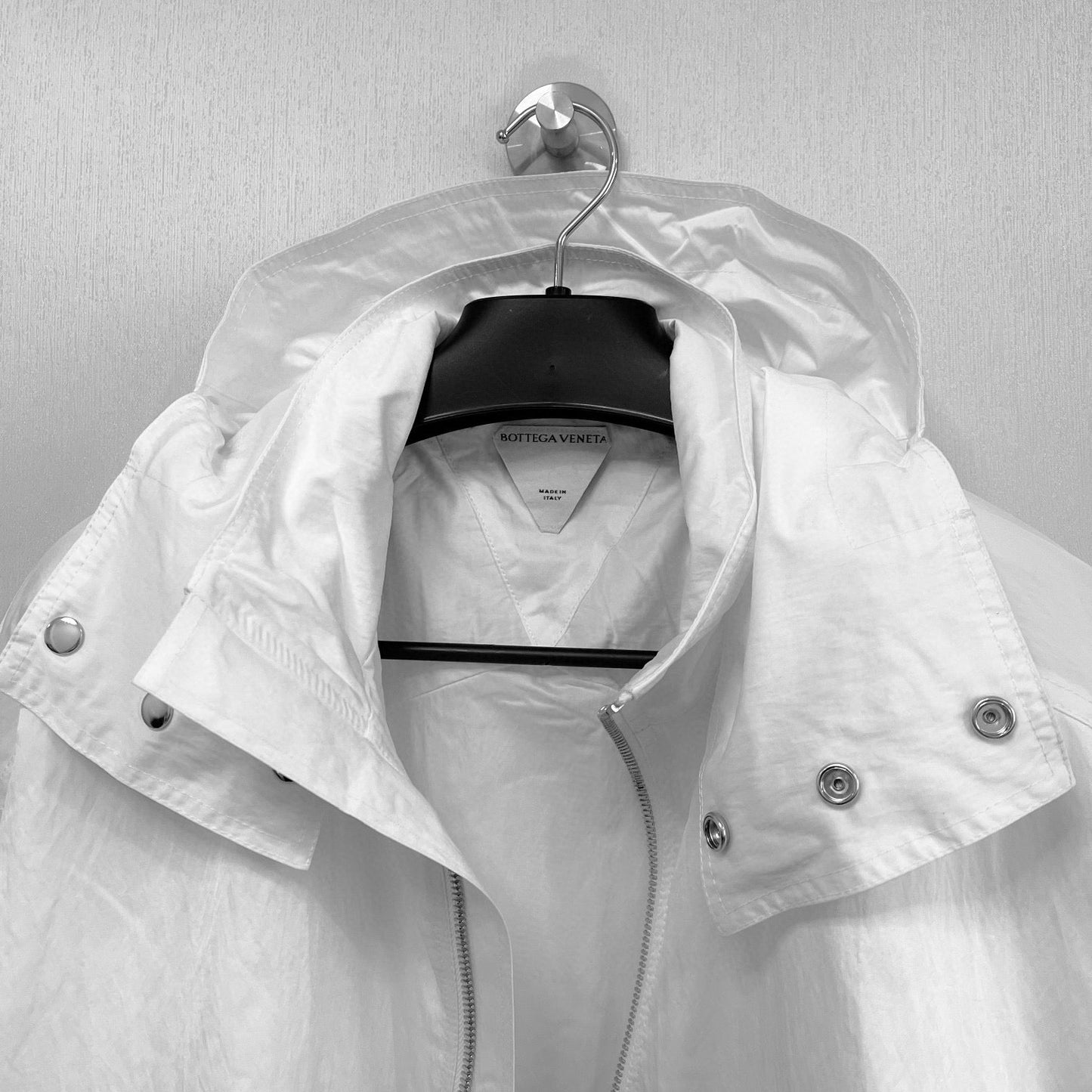 BV Windbreaker