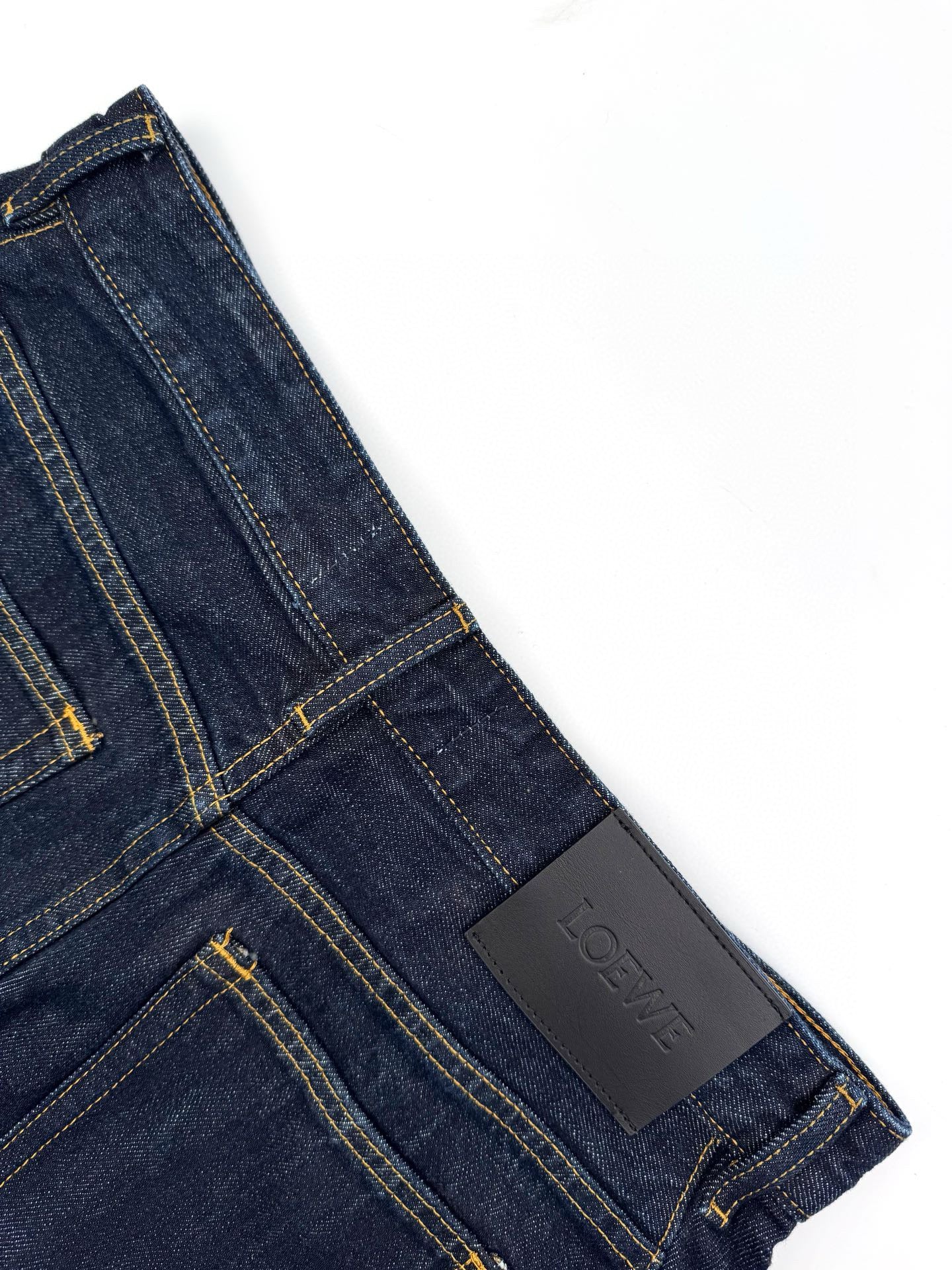 Loewe Jean