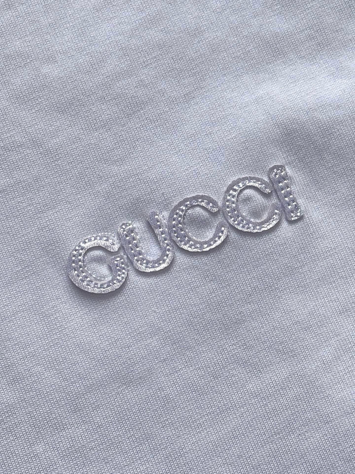 GC T-shirt