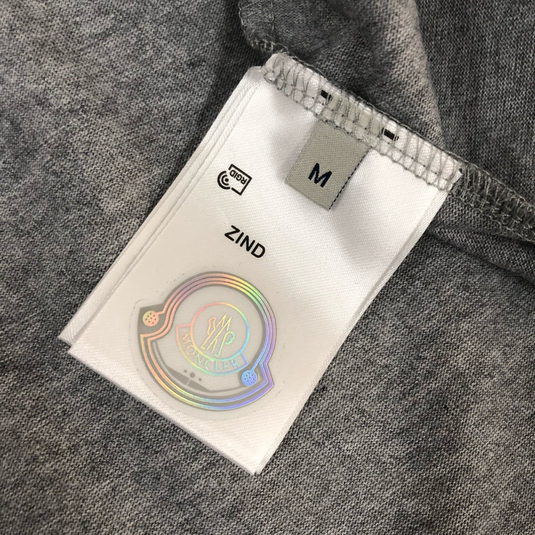 Moncler T-shirt