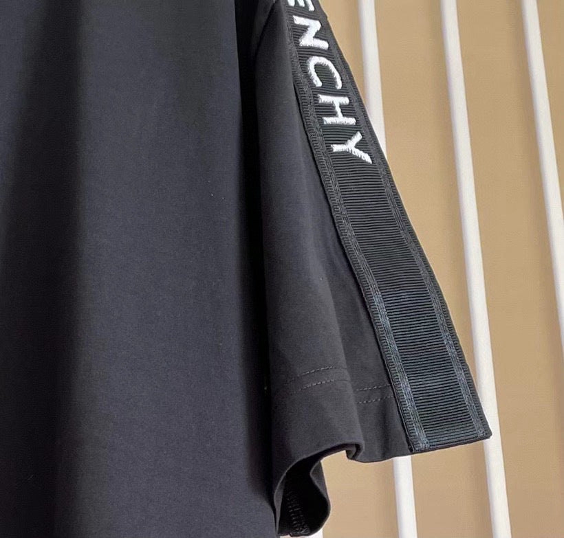 Givenchy Tee