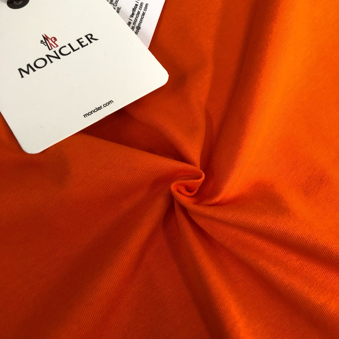 Moncler T-shirt