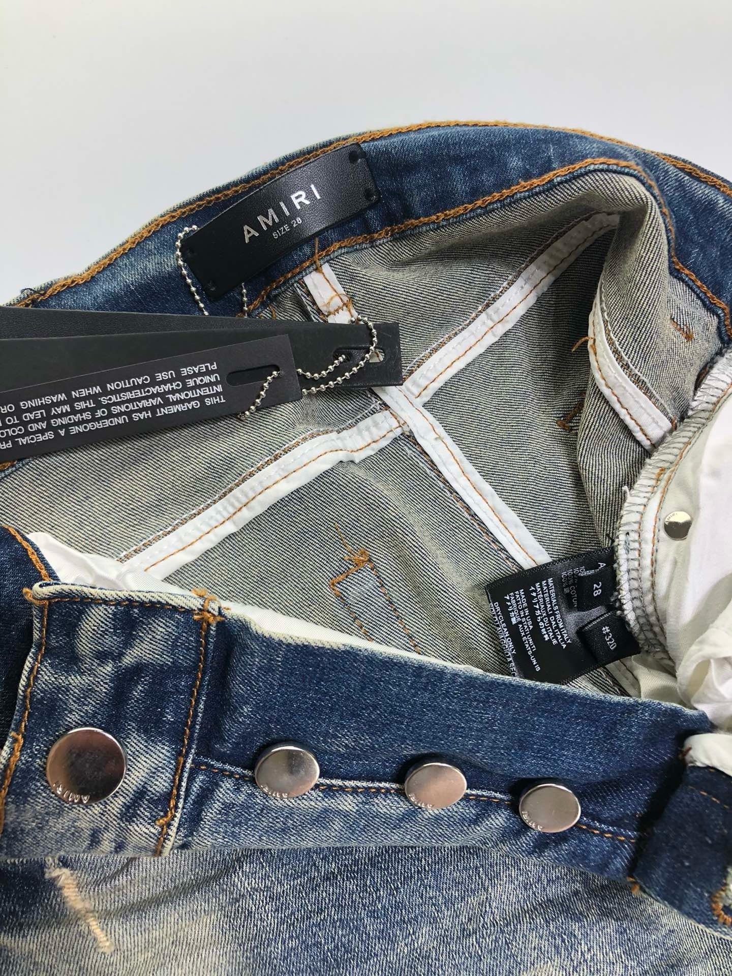 Amiri Jeans