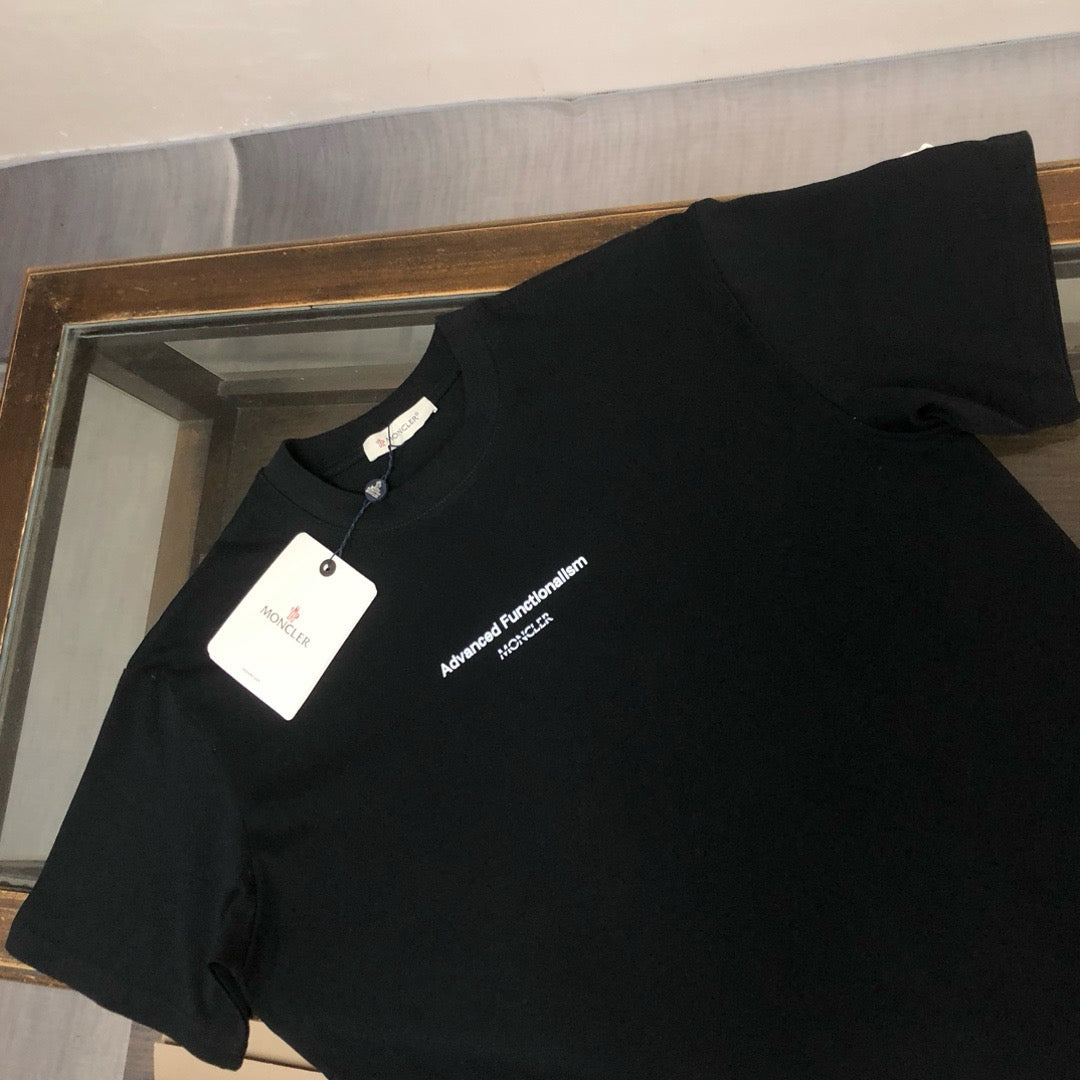 Moncler T-shirt