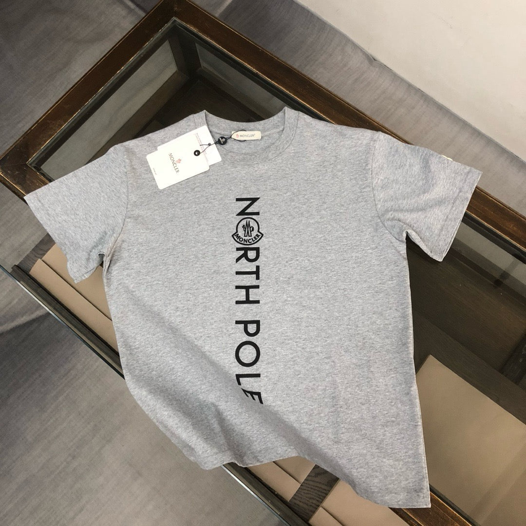 Moncler T-shirt