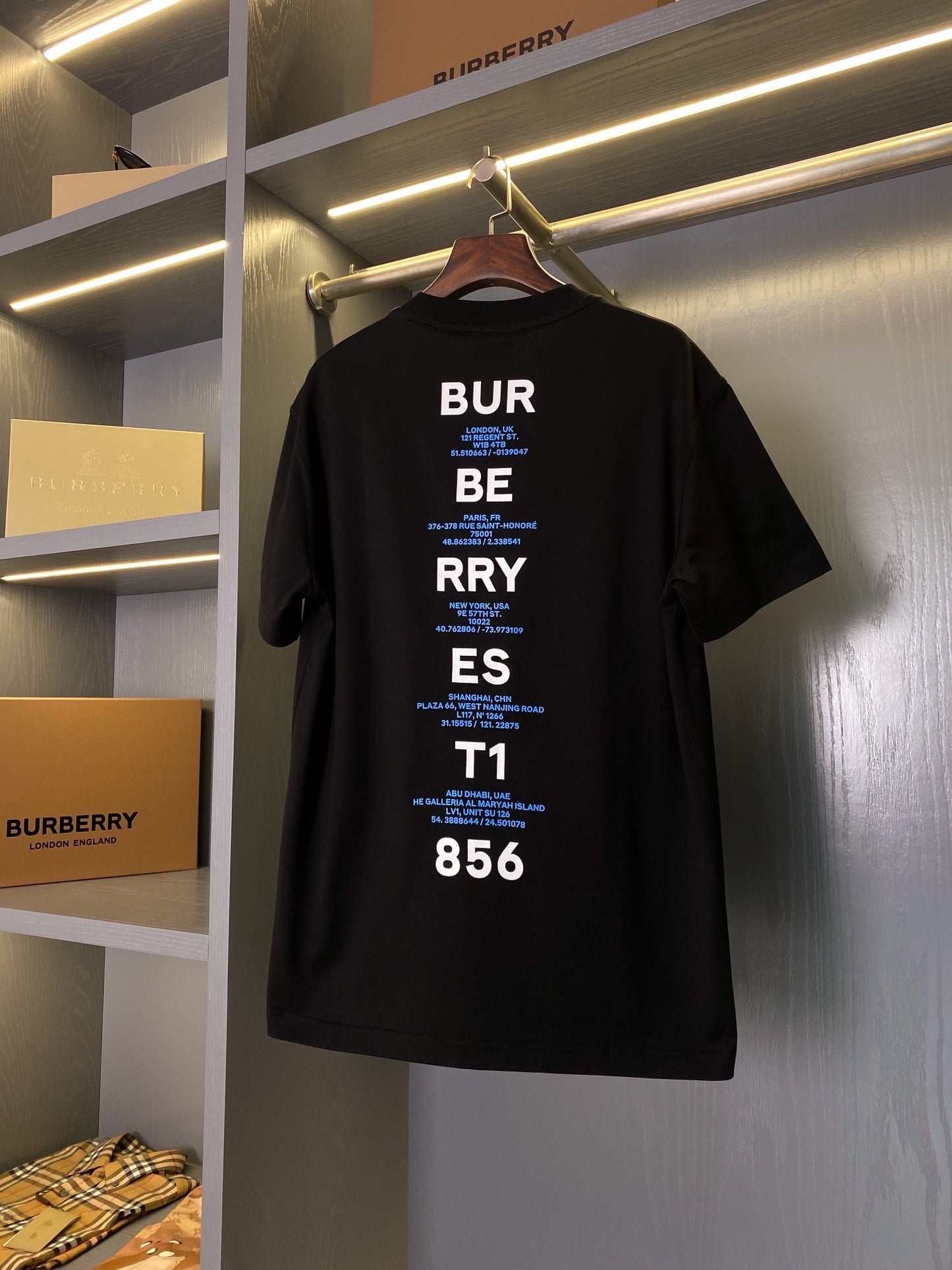 Burberry T-shirt