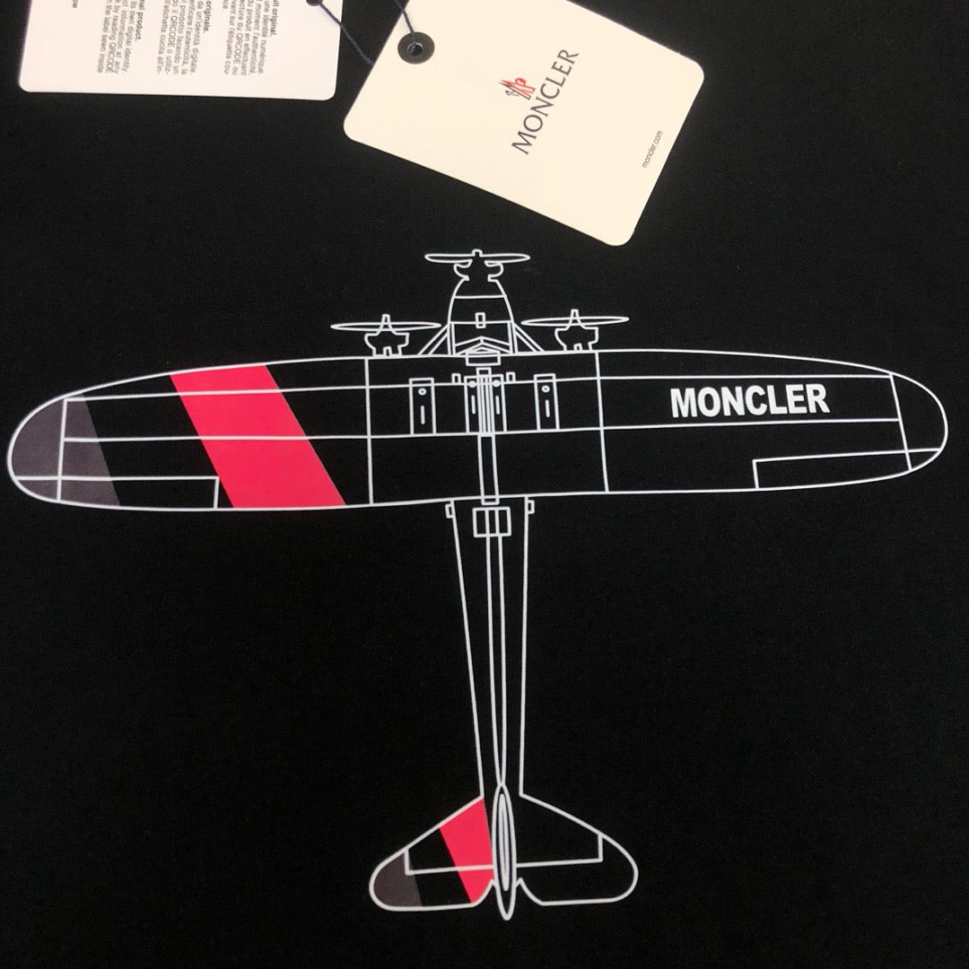 Moncler T-shirt