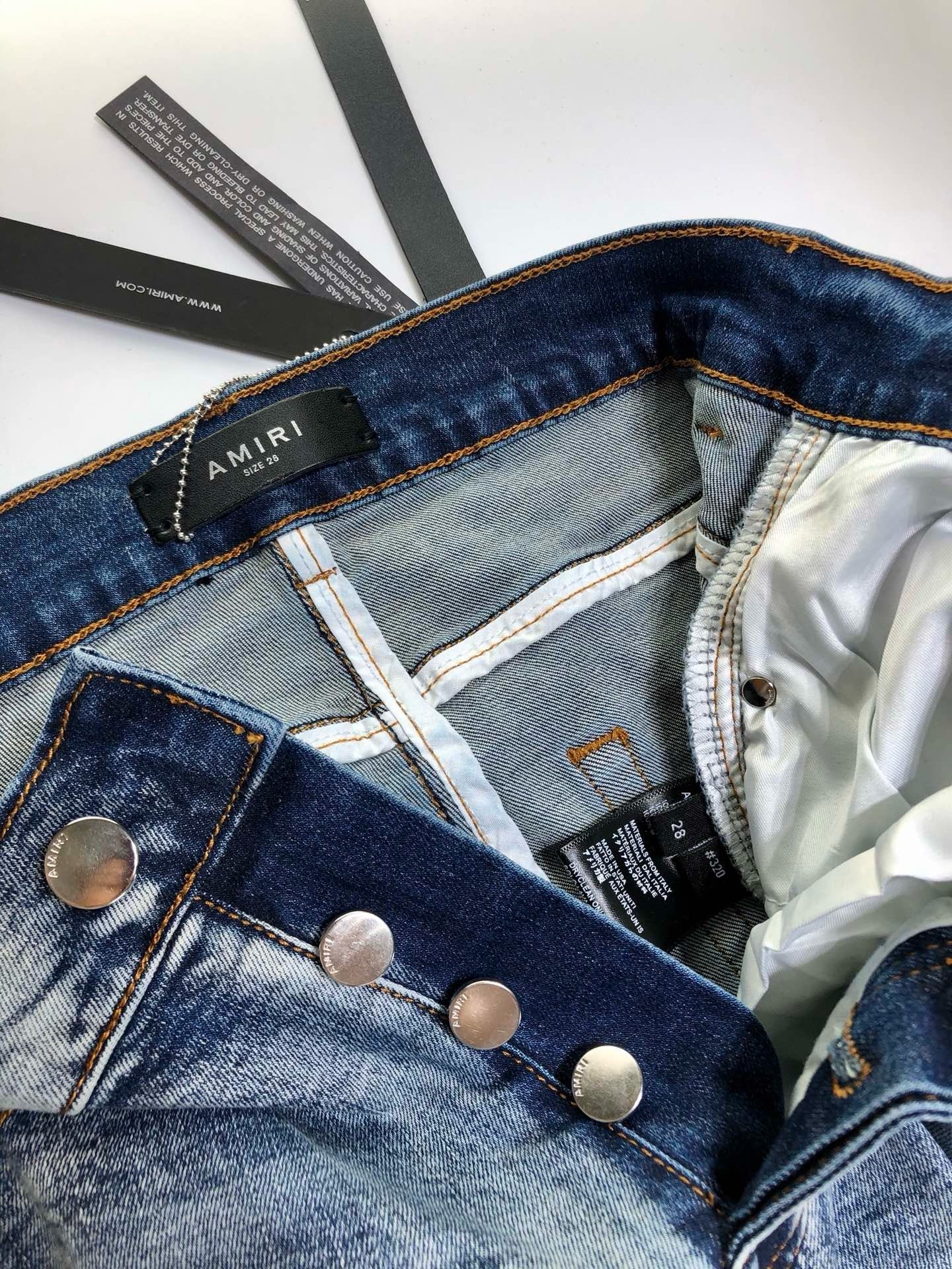Amiri Jeans