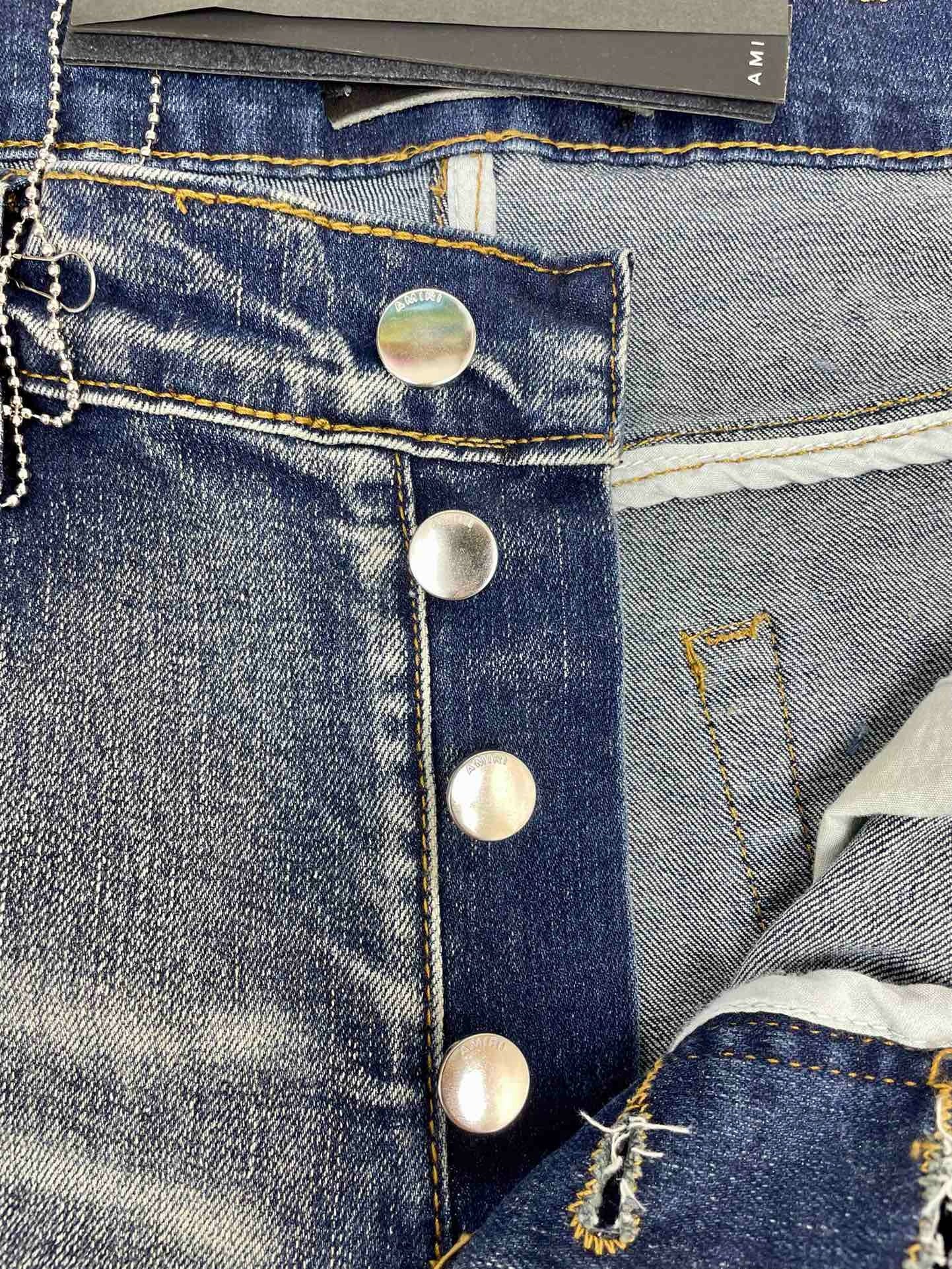 Amiri Jeans