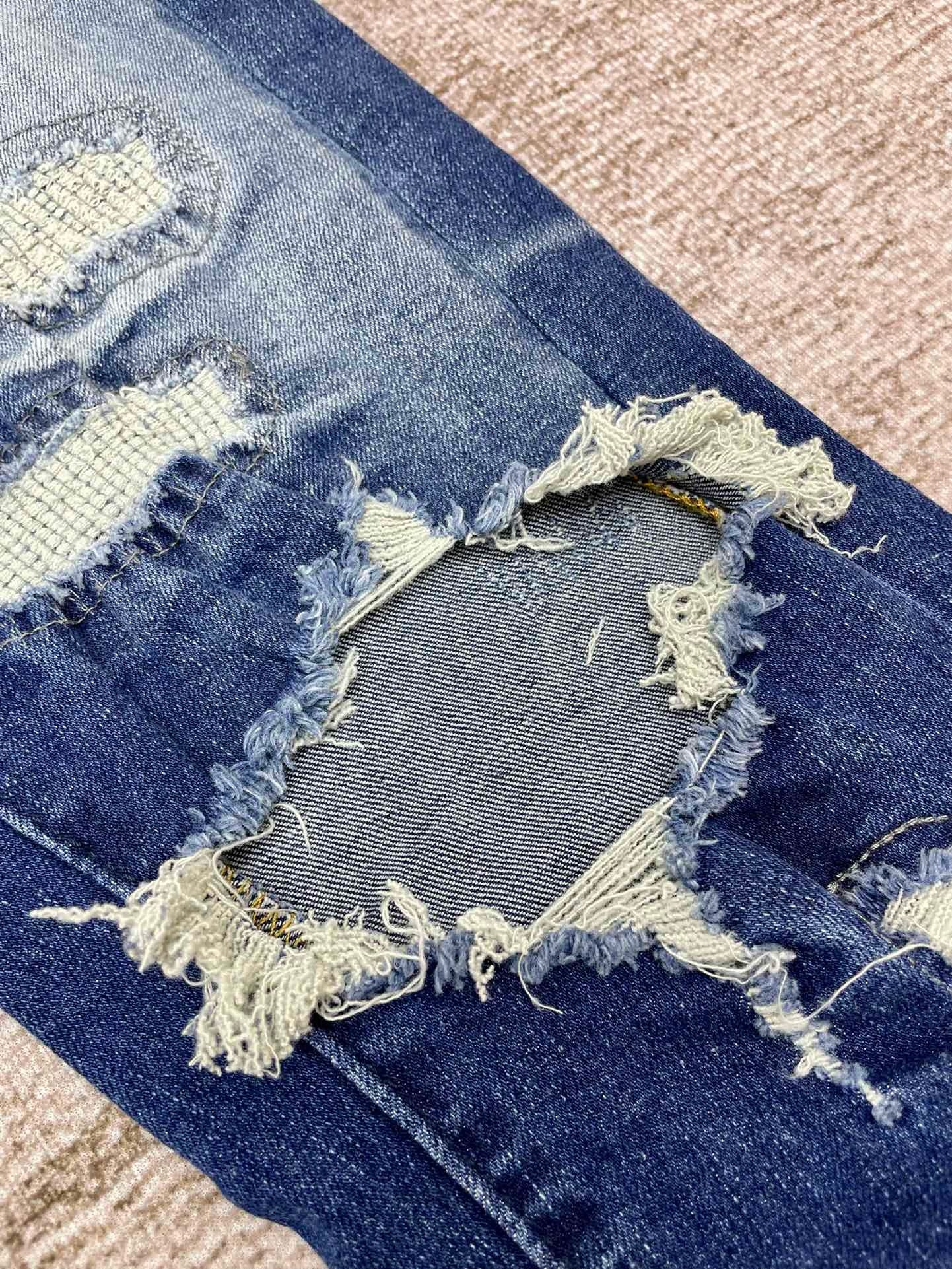 Amiri Jeans