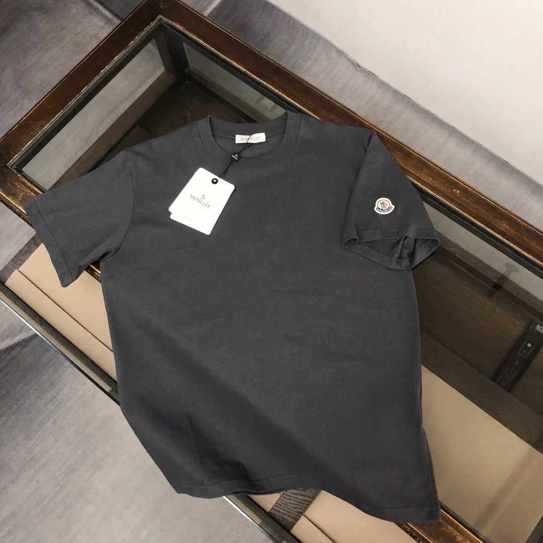 Moncler T-shirt