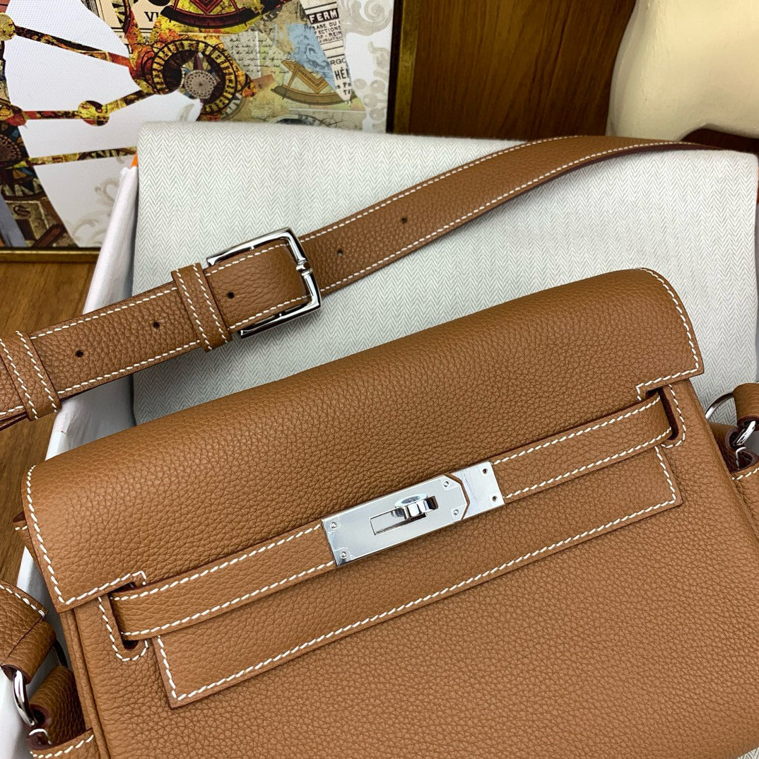 HERM KELLY MESSENGER 25