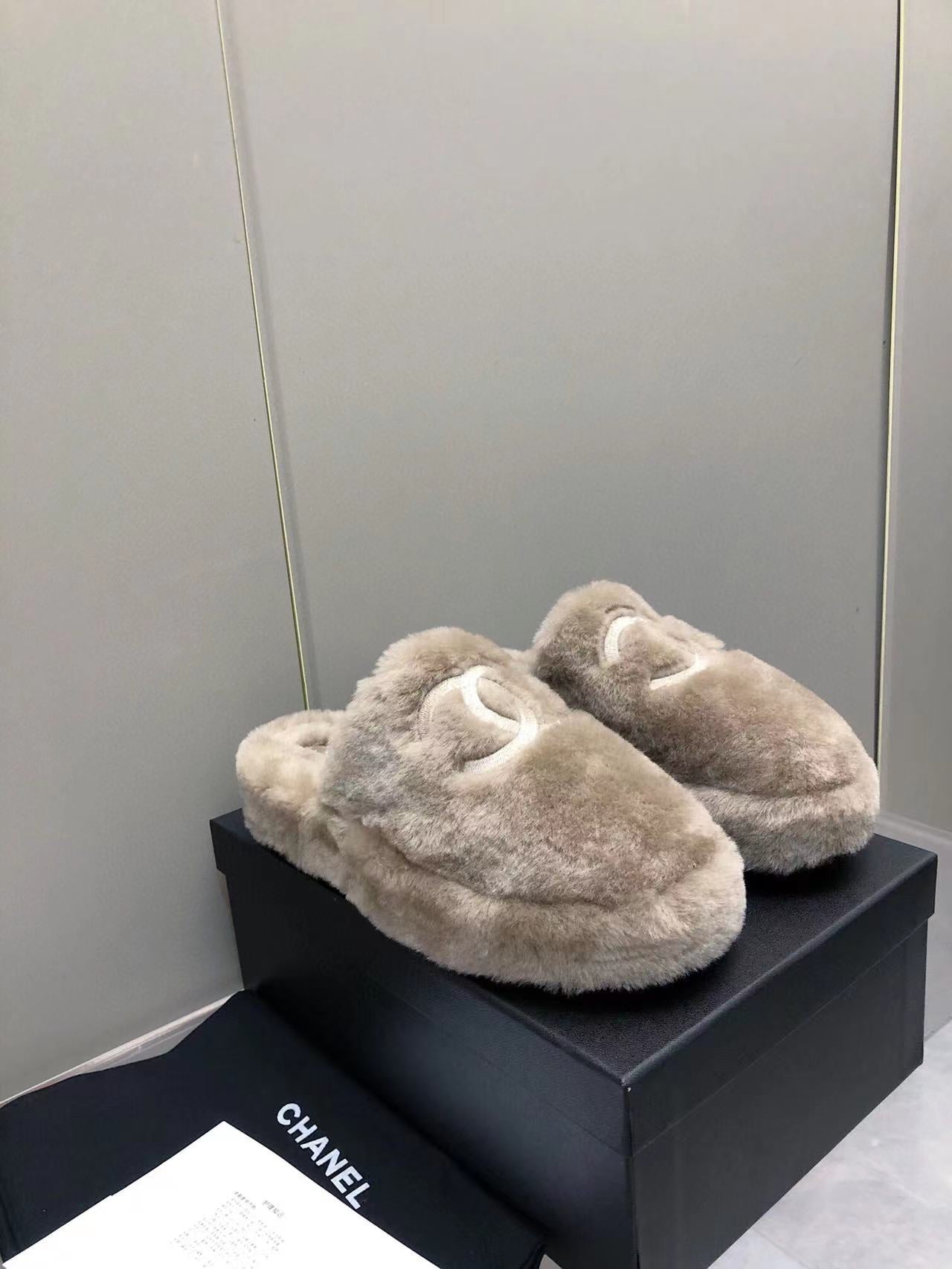 Fluffy Slippers Slides Gray