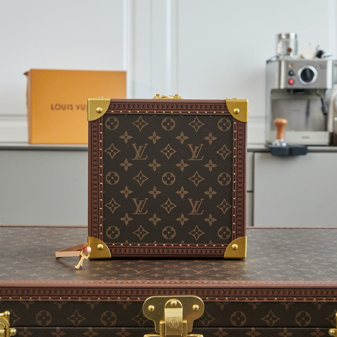 JEWELRY BOX COFFRET JOAILLERIE MONOGRAM M13513