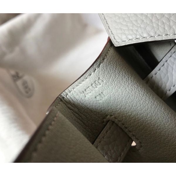 HERM Birkin 35cm Bag In Pearl Grey Clemence Leather GHW
