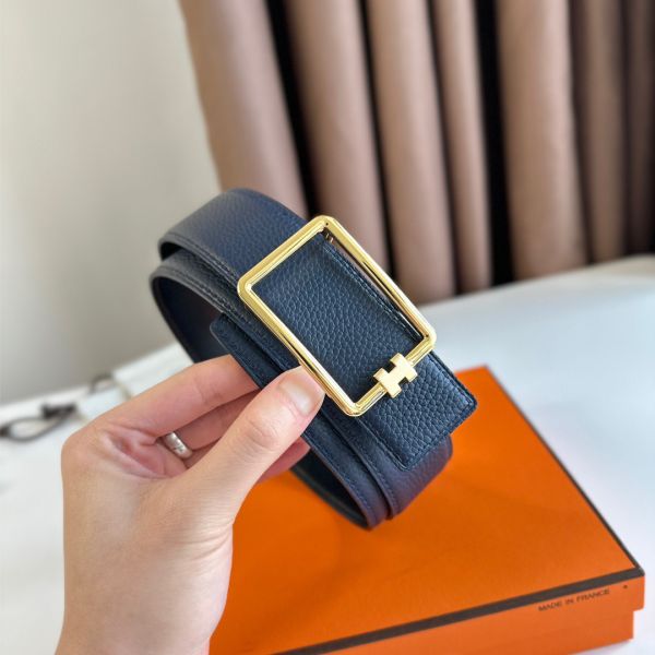 HERM Tube H Reversible Belt 38MM in Blue Clemence Leather