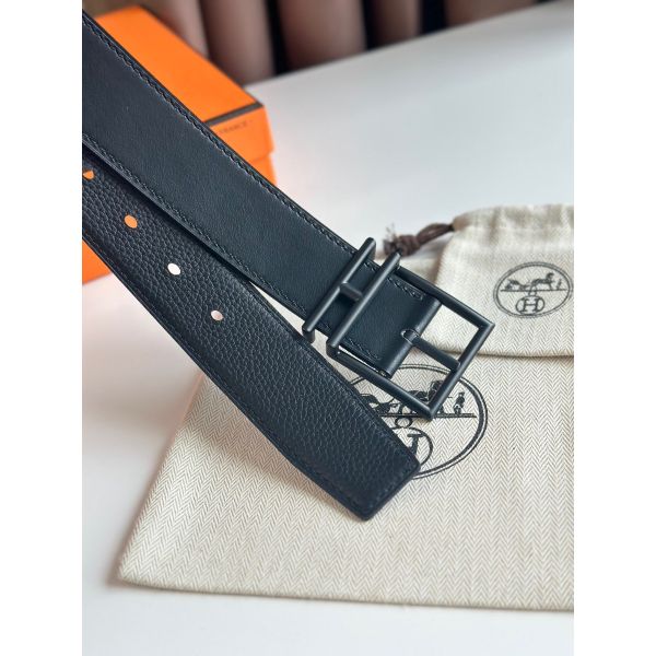 HERM Nathan 40MM Belt with Matte Buckle in Black Clemence Leather
