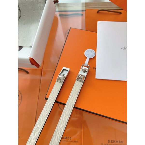 HERM Rivale 18 Belt in Craie Epsom Calfskin