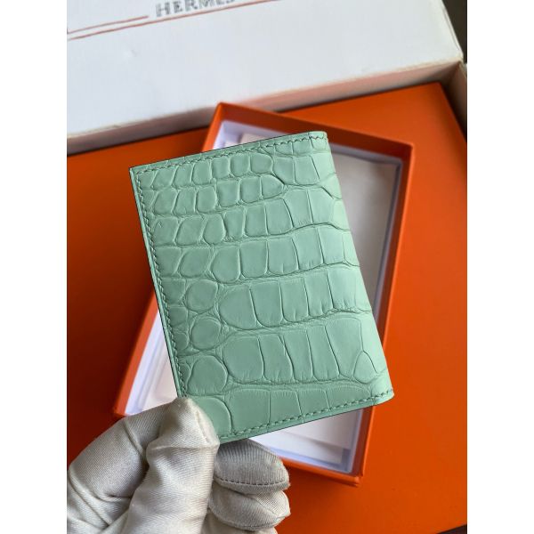 HERM MC² Euclide Card Holder in Vert D'eau Matte Alligator Leather