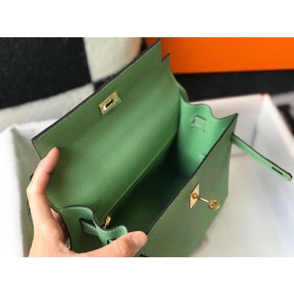 HERM Kelly 28cm Bag In Vert Criquet Epsom Leather GHW