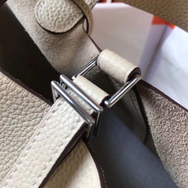 HERM Picotin Lock 18 Bag In Beton Clemence Leather