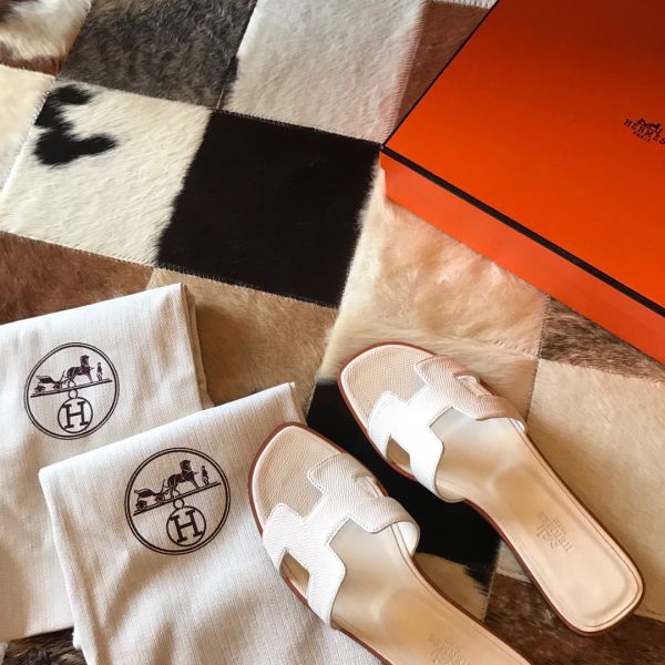 HERM Oran Slide Sandals In Beton Epsom Calfskin