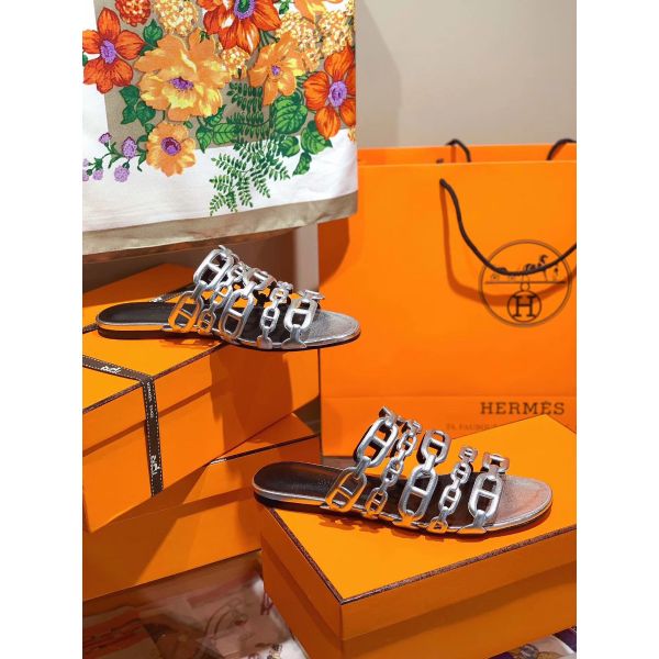 HERM Thalassa Sandals In Silver Metallic Calfskin