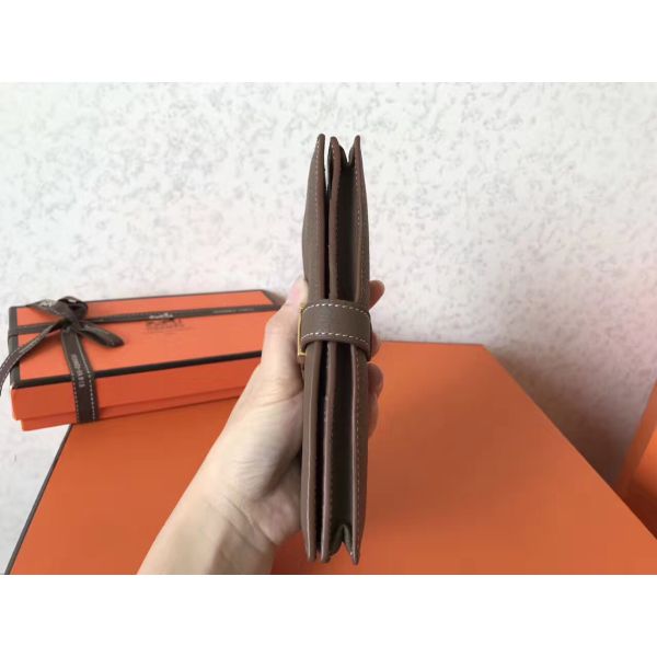 HERM Taupe Clemence Bearn Gusset Wallet