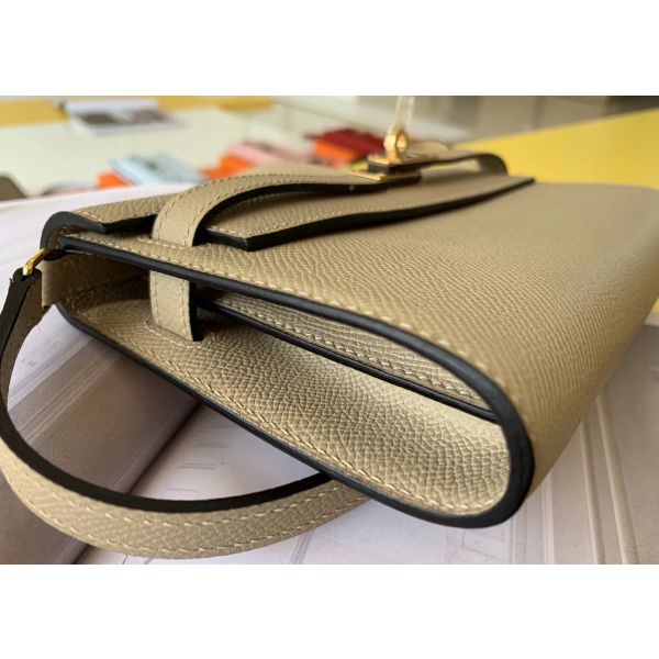 HERM Kelly Classique To Go Wallet In Tourterelle Epsom Calfskin