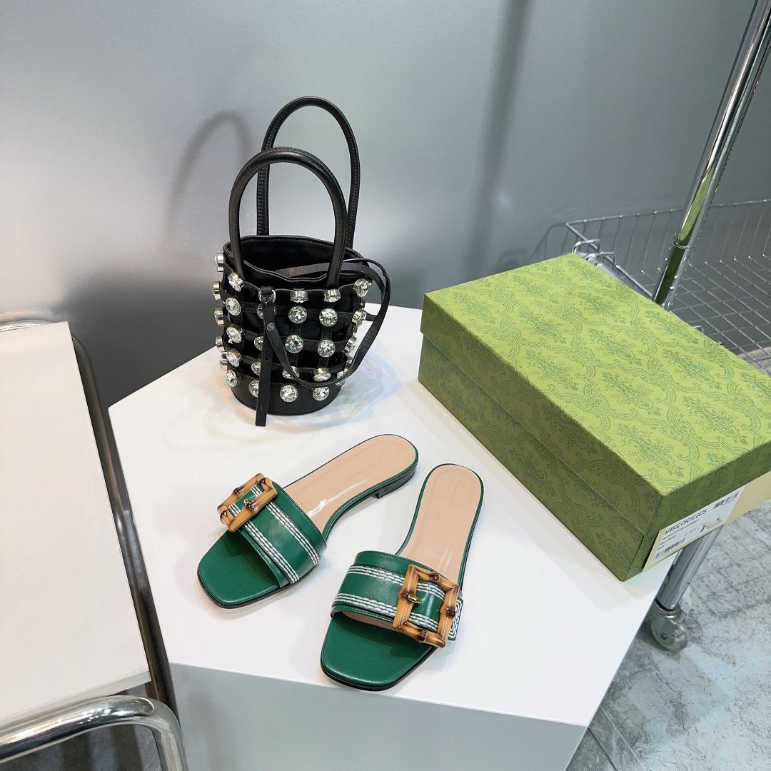 GG BAMBOO BUCKLE FLAT SANDALS GREEN
