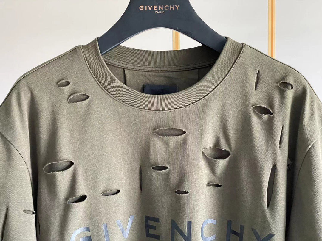 Givenchy T-shirt