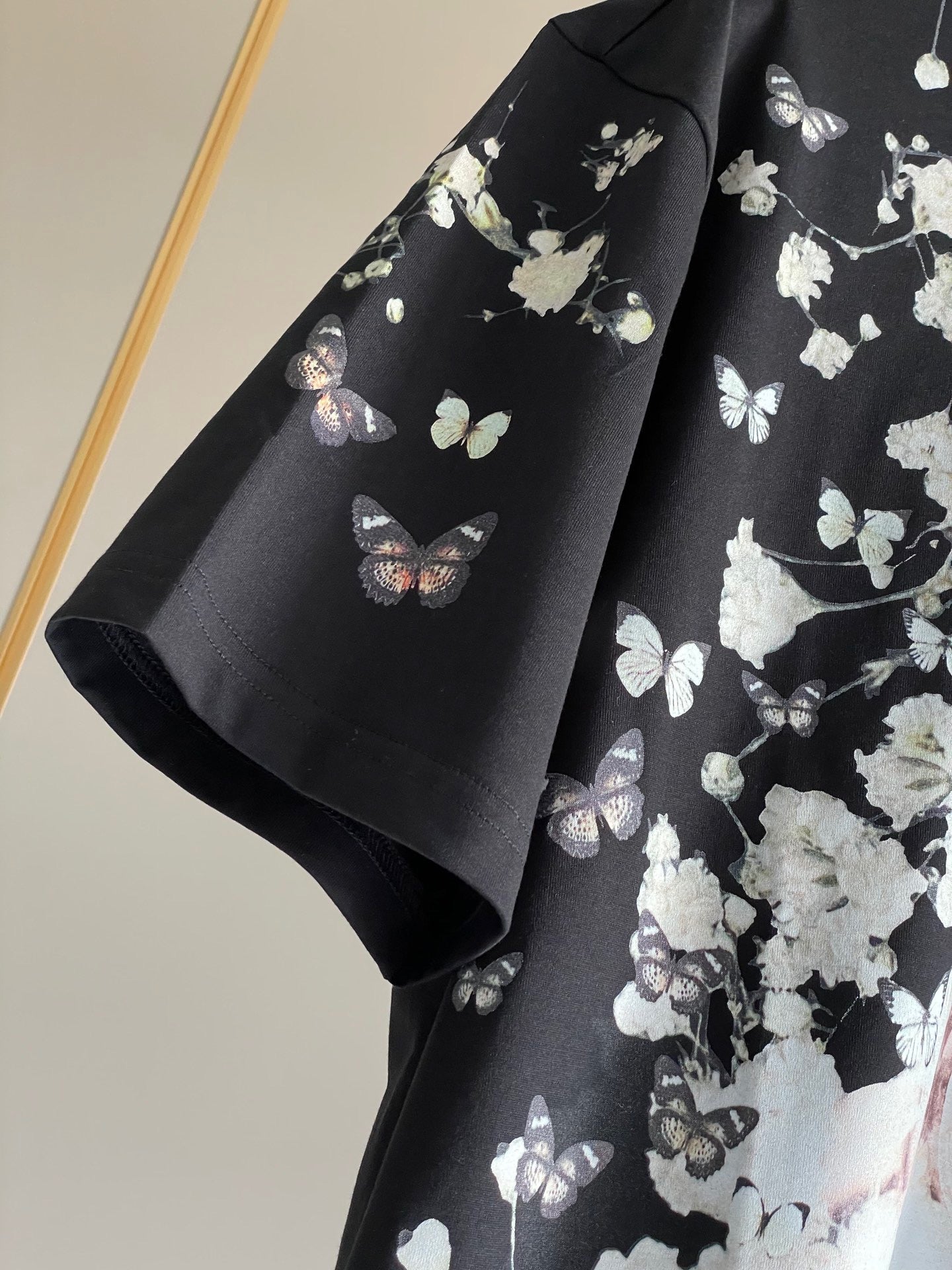 Givenchy T-shirt