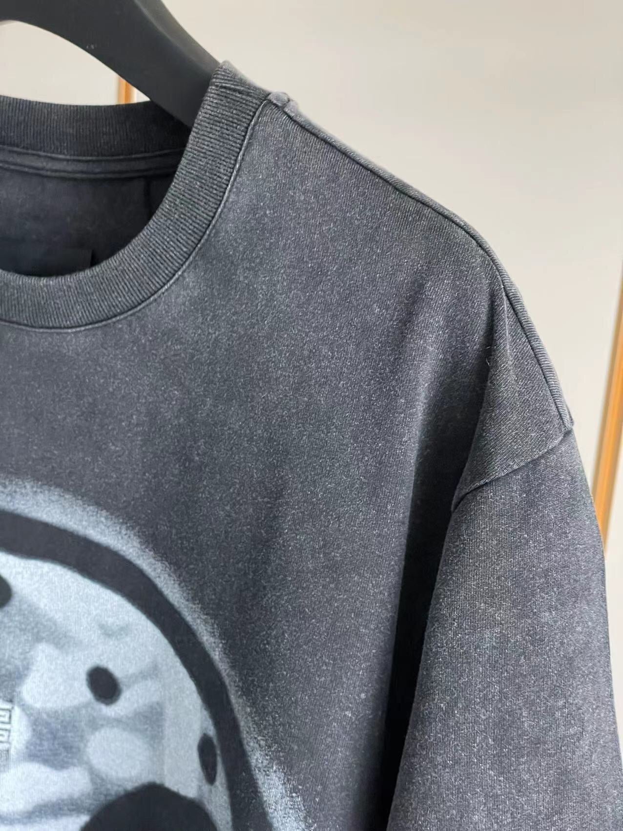 Givenchy T-shirt