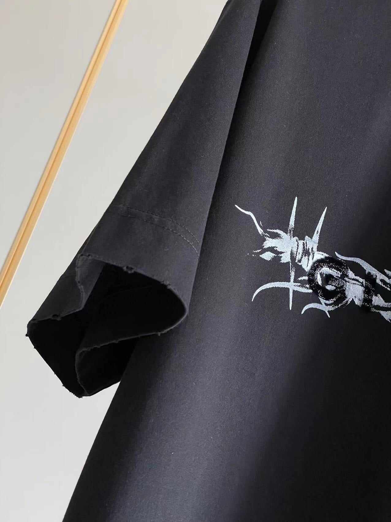 Givenchy T-shirt