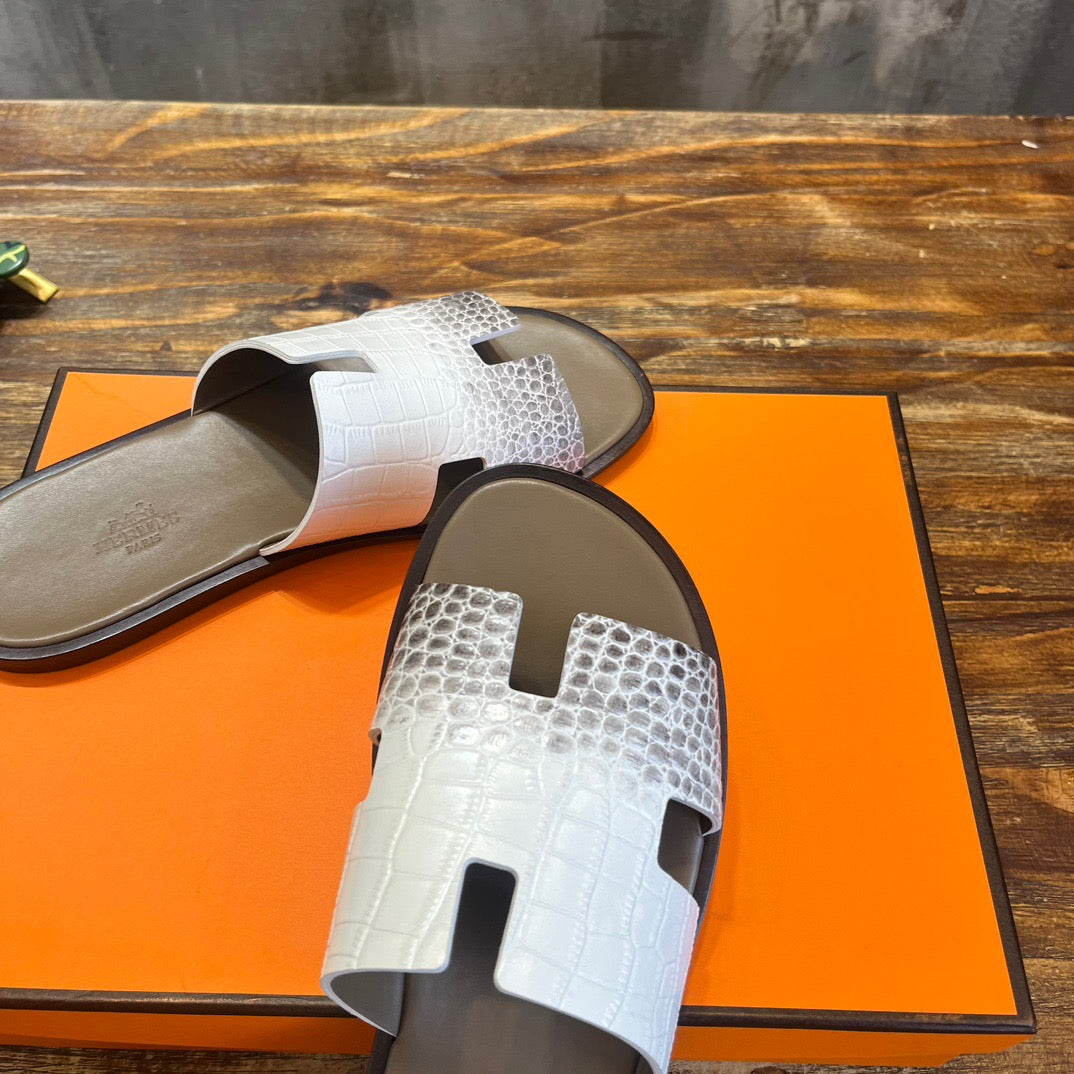 HERM Sandal