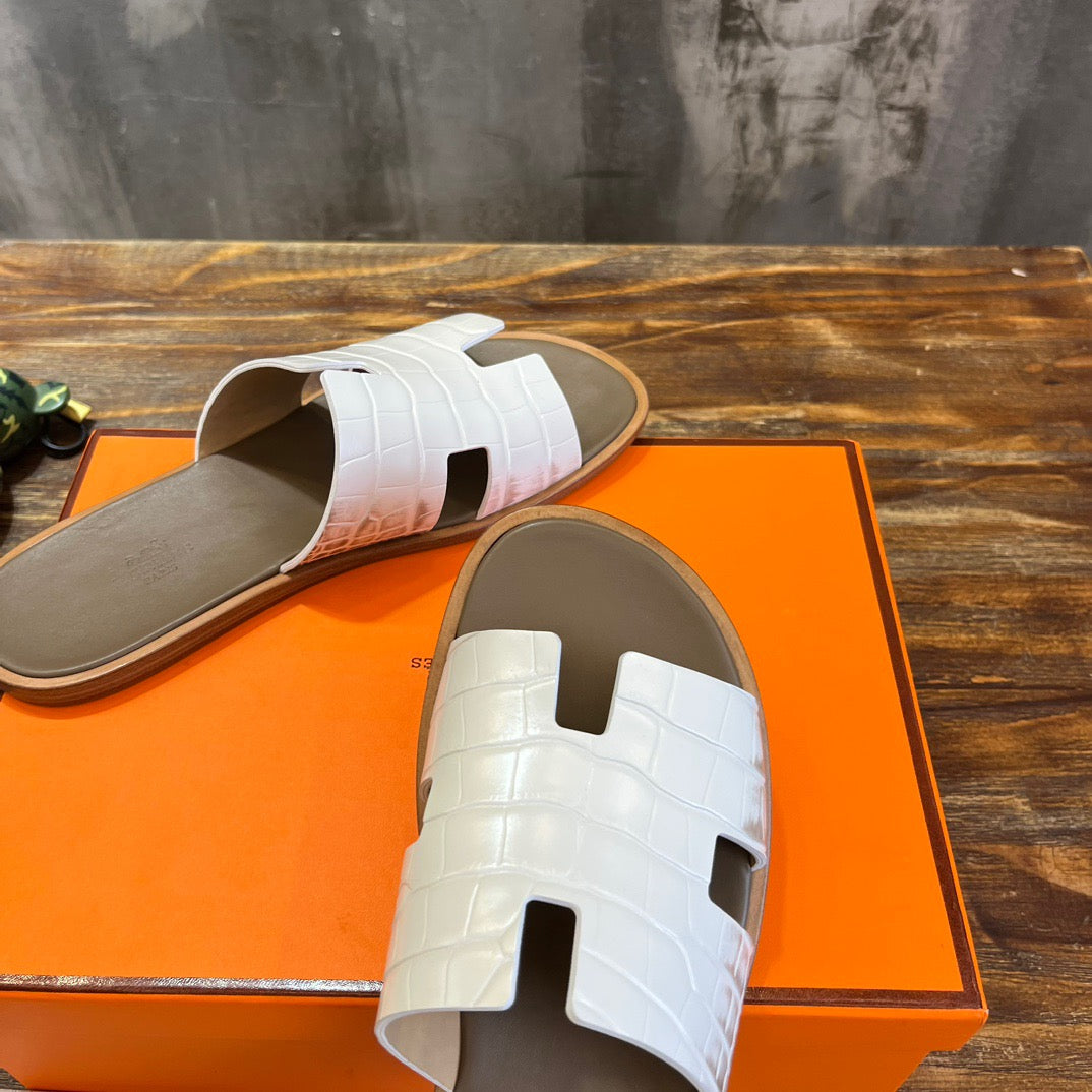 HERM Sandal