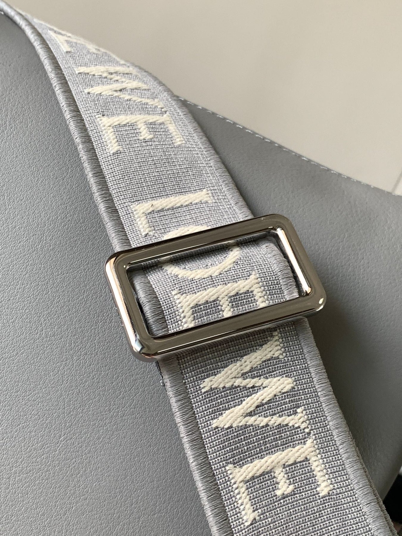 LO Messenger Bag
