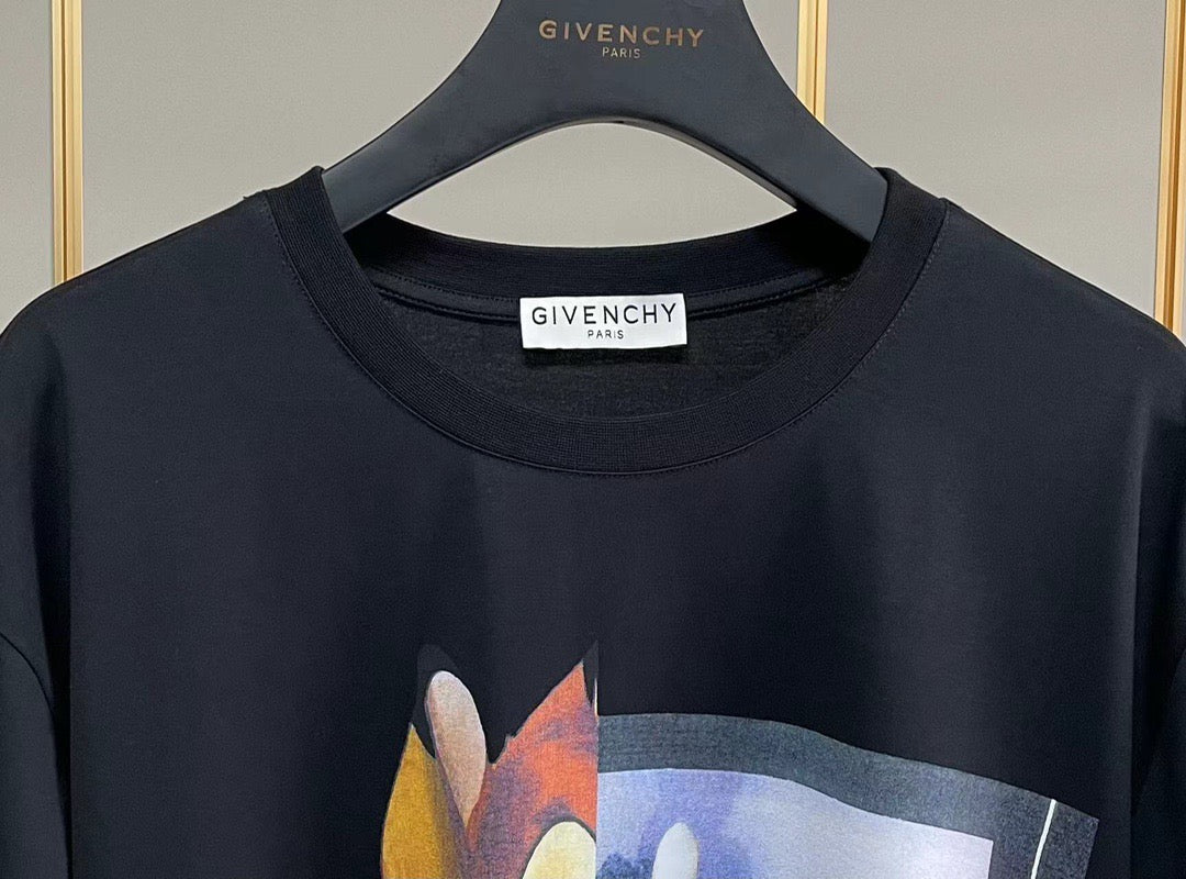 Givenchy T-shirt