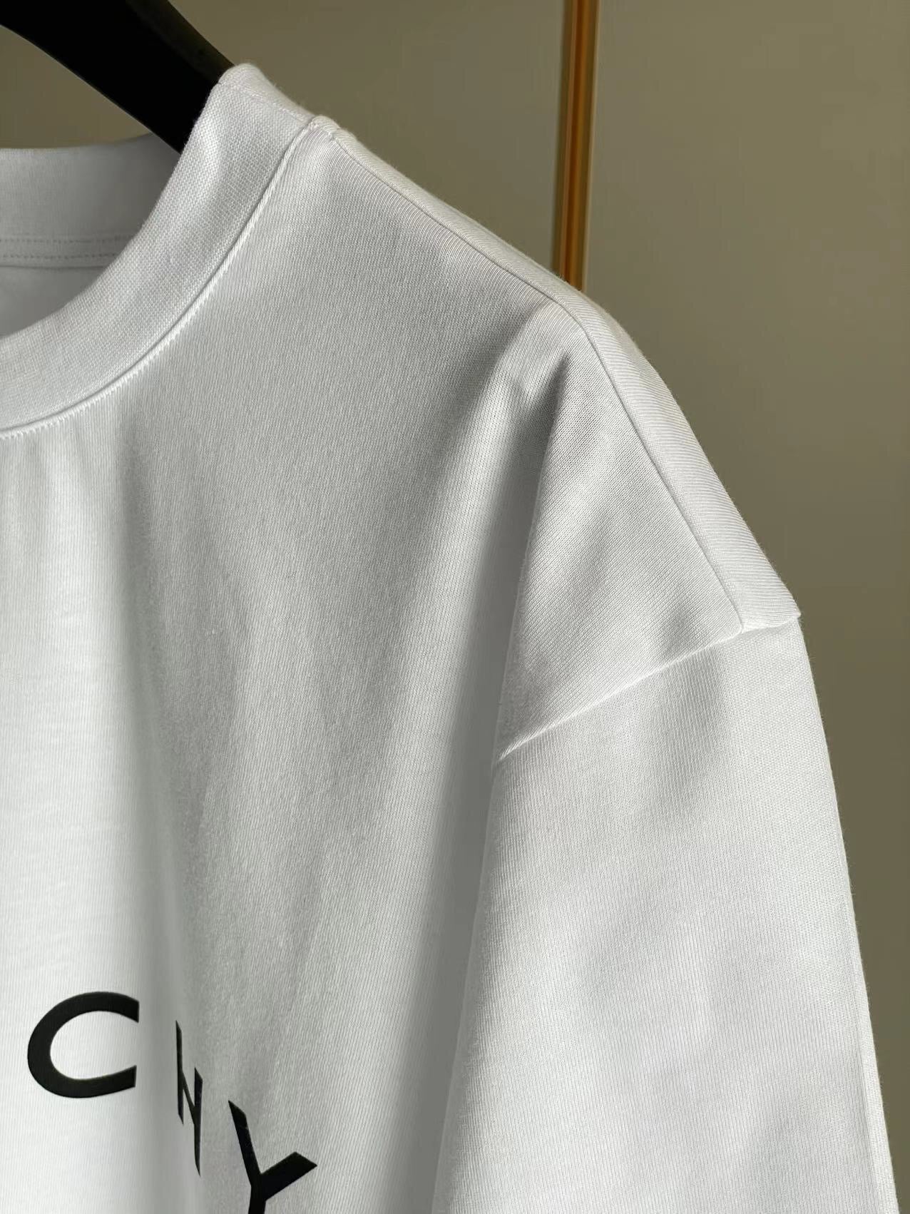 Givenchy T-shirt