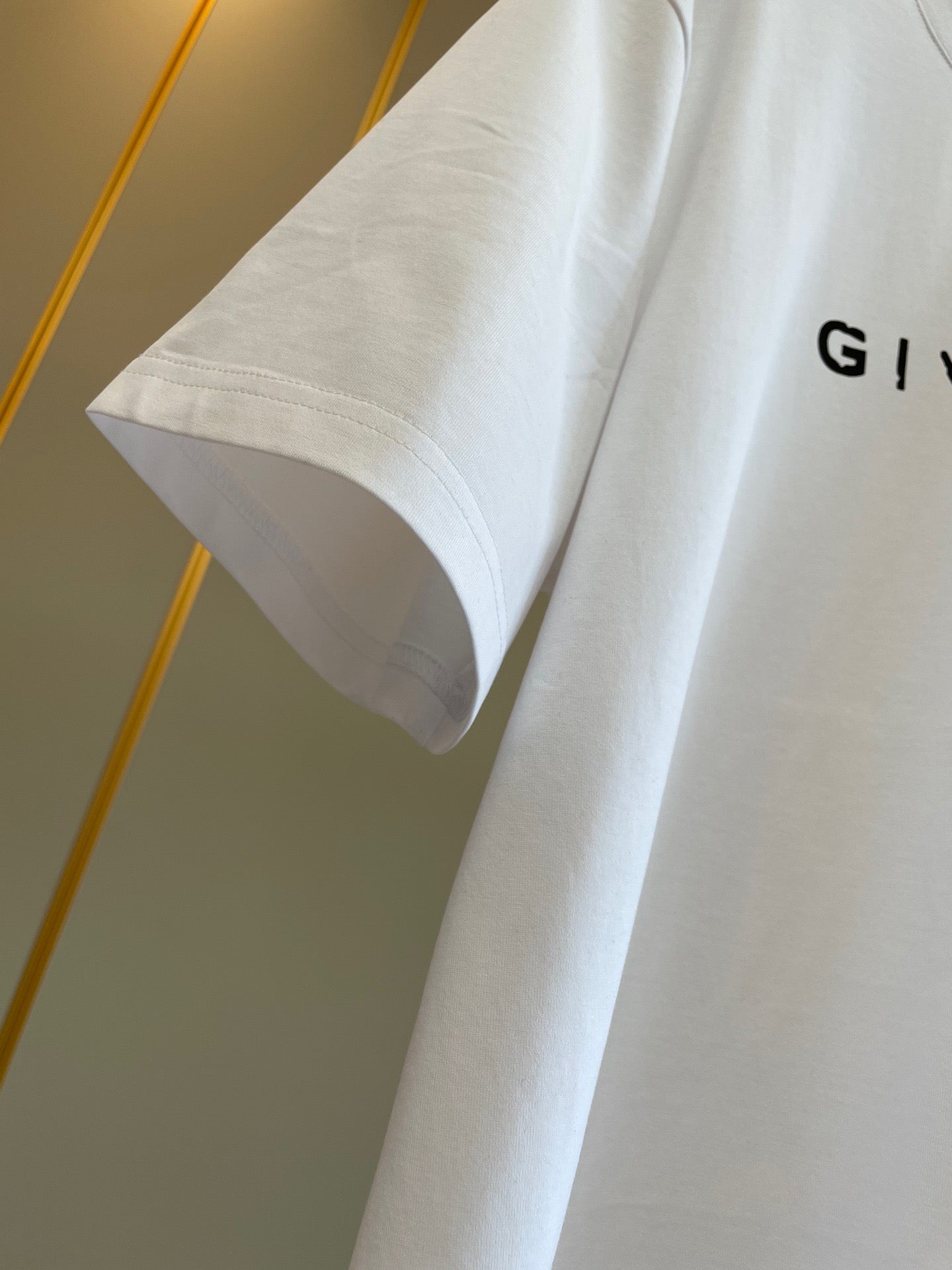 Givenchy T-shirt