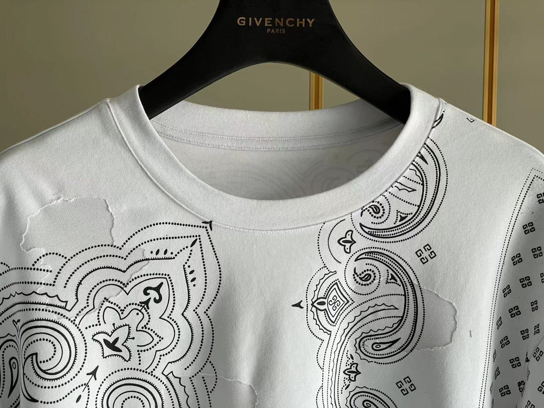 Givenchy T-shirt