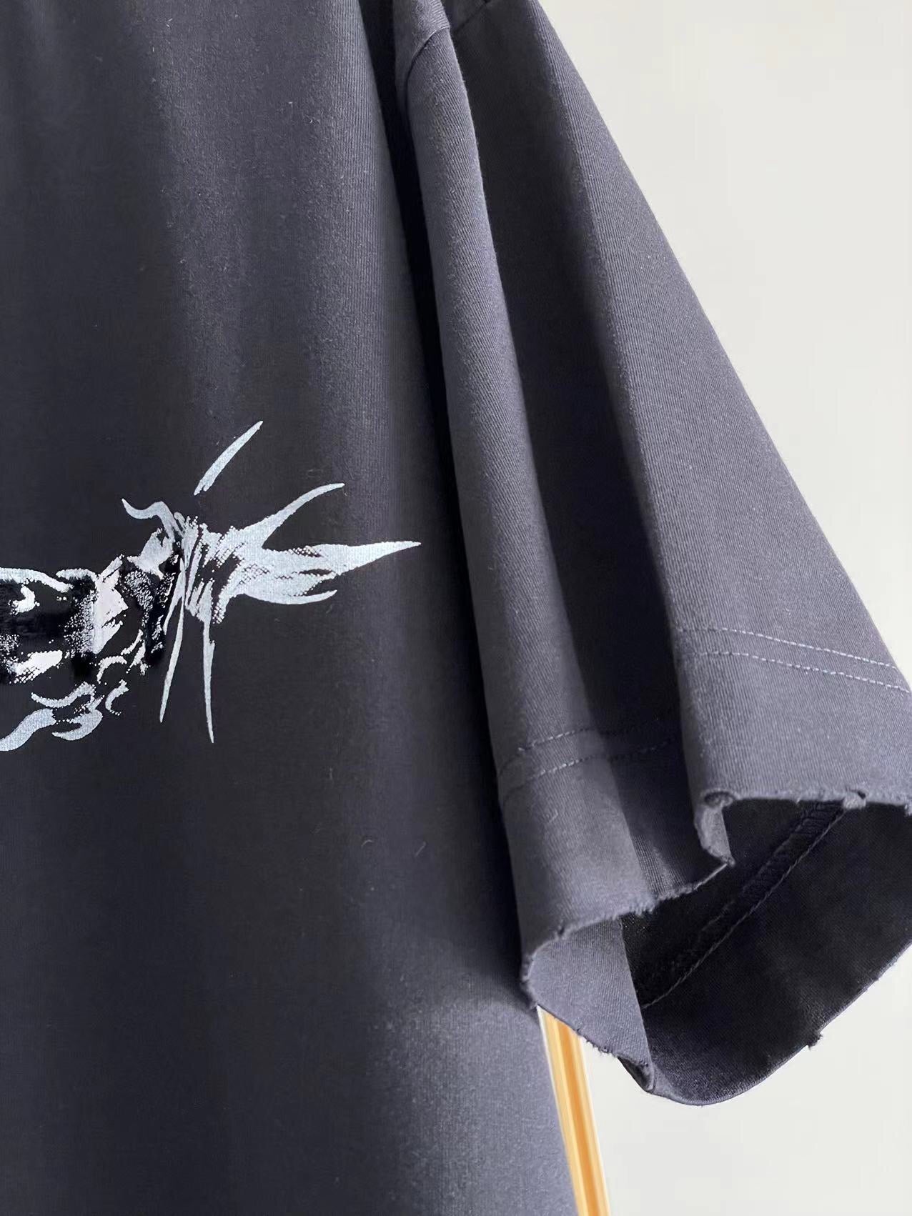 Givenchy T-shirt