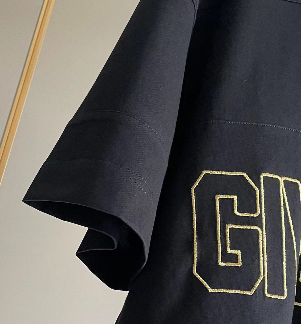 Givenchy T-shirt