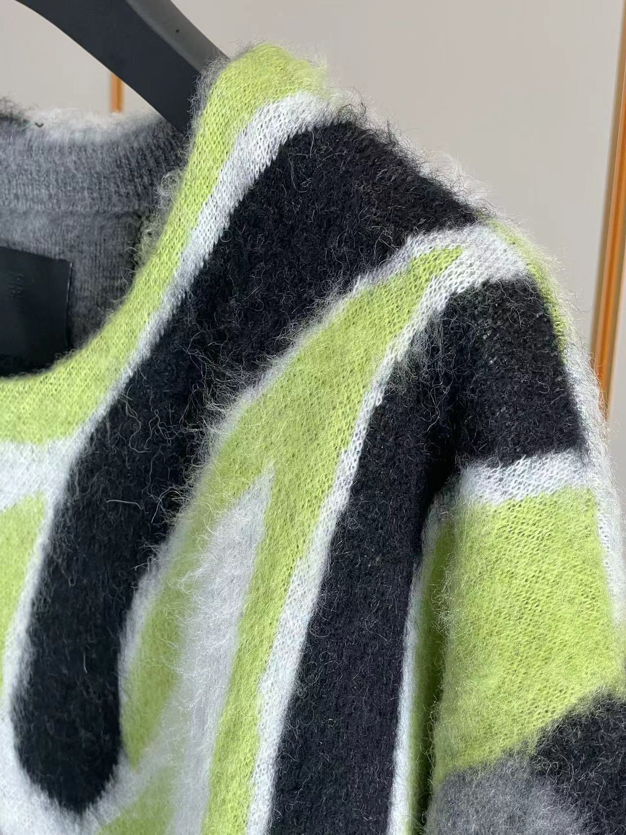 Givenchy Sweater