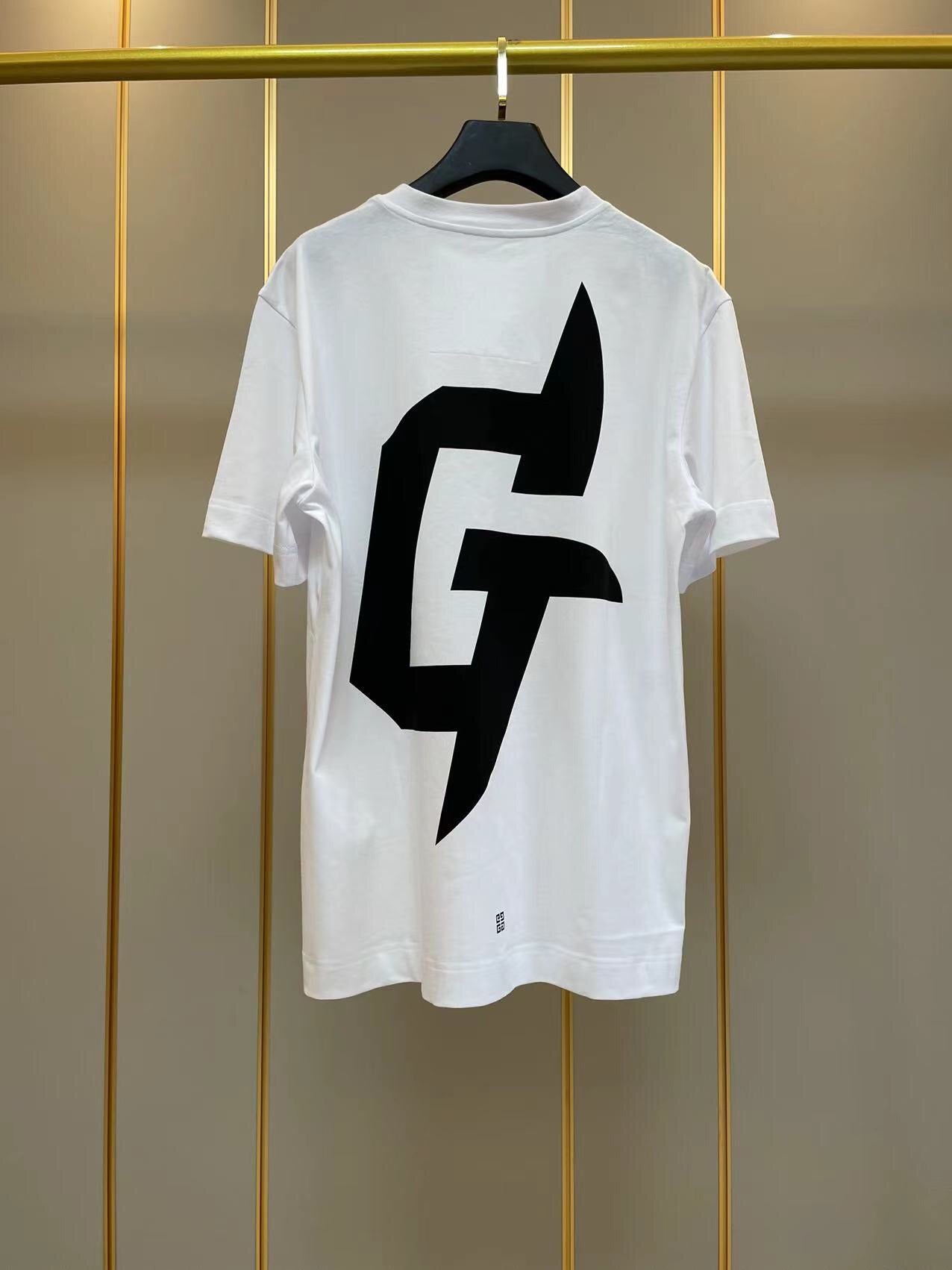 Givenchy T-shirt