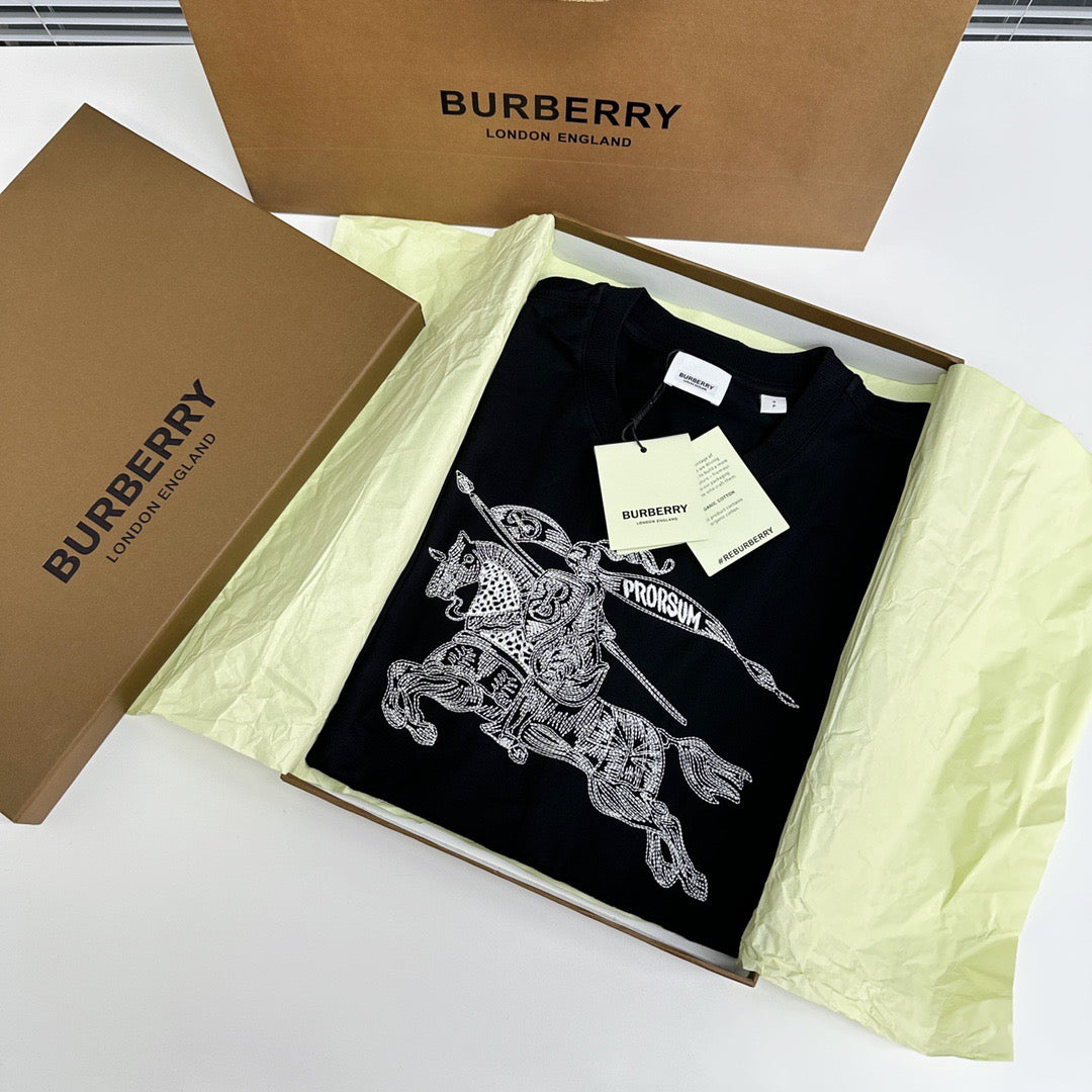 Burberry T-shirt
