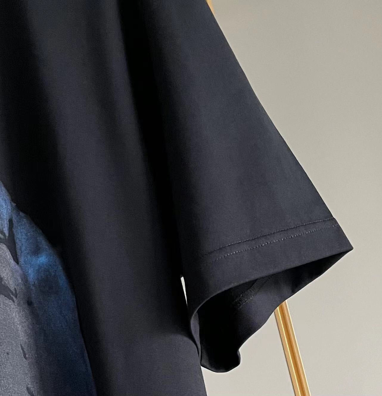 Givenchy T-shirt