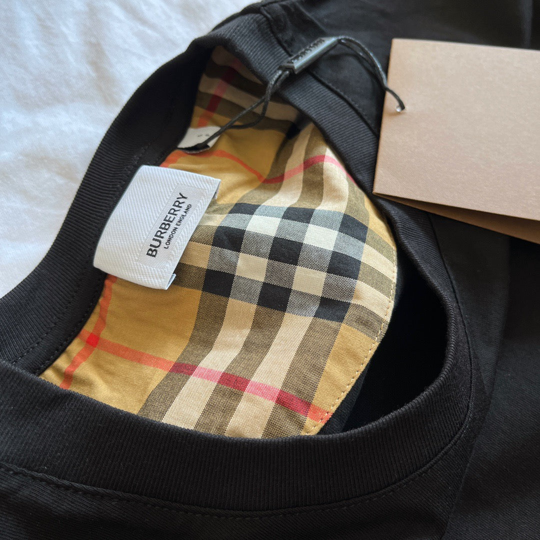 Burberry T-shirt